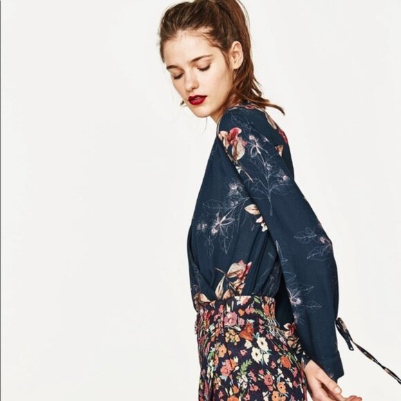 Zara Floral Blue/Pink Long Sleeve Bodysuit Size XS - Picture 2 of 4